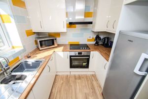 Photo 16- click for photo gallery